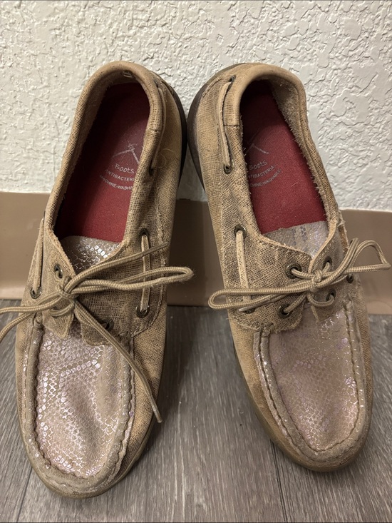 Twisted X Shoes - Twisted X Women's Tan Canvas Moccasins with Pink Insoles